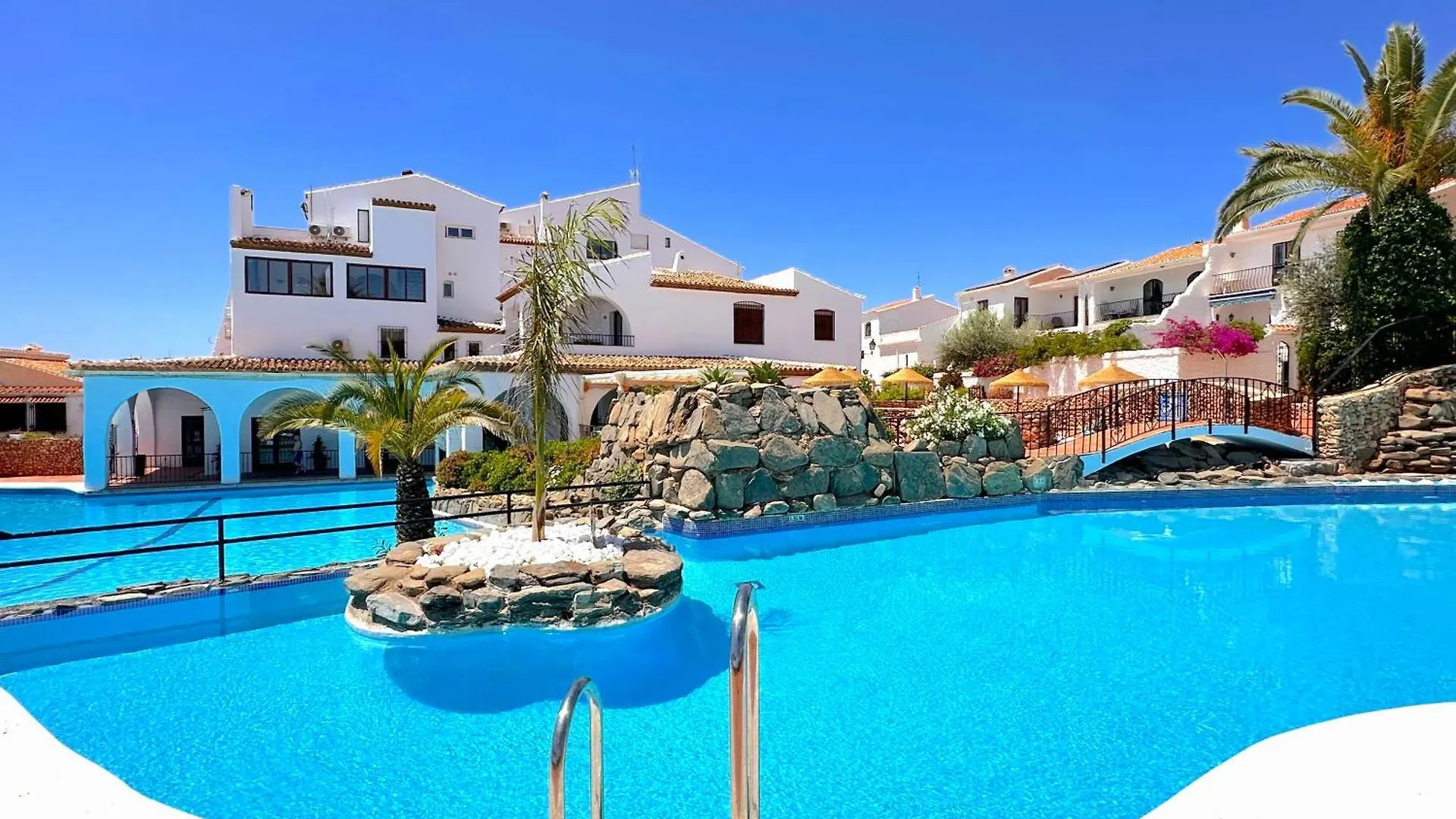Los Naranjos 11B Capistrano Casasol 네르하 0*,  스페인