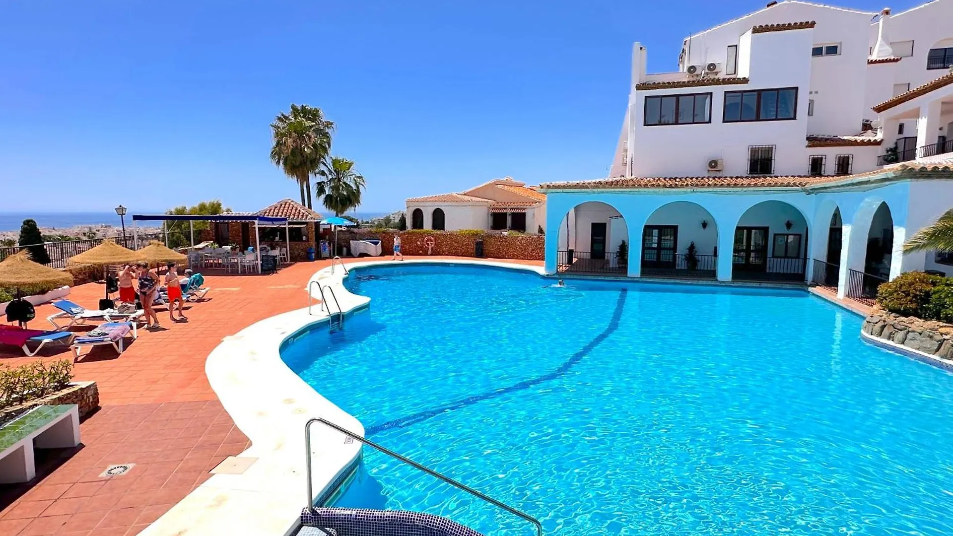 아파트 Los Naranjos 11B Capistrano Casasol 네르하